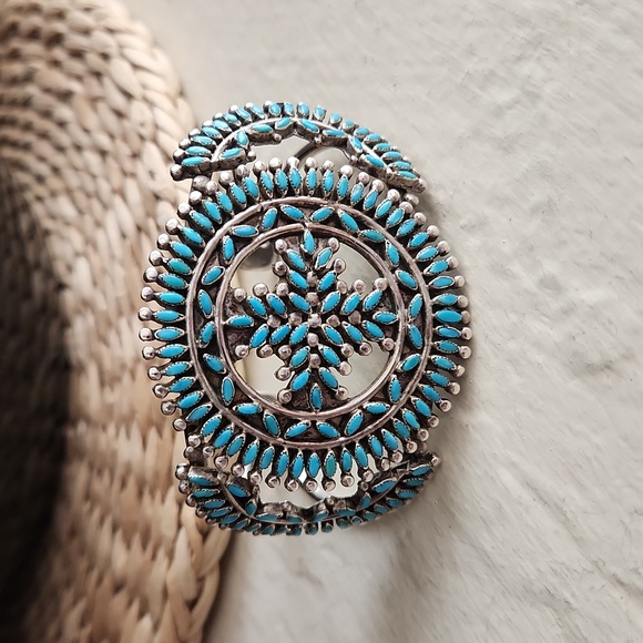 Amazing Vintage Native American Zuni Petit Point Turquoise Inlay Bracelet 💙 - Picture 7 of 13